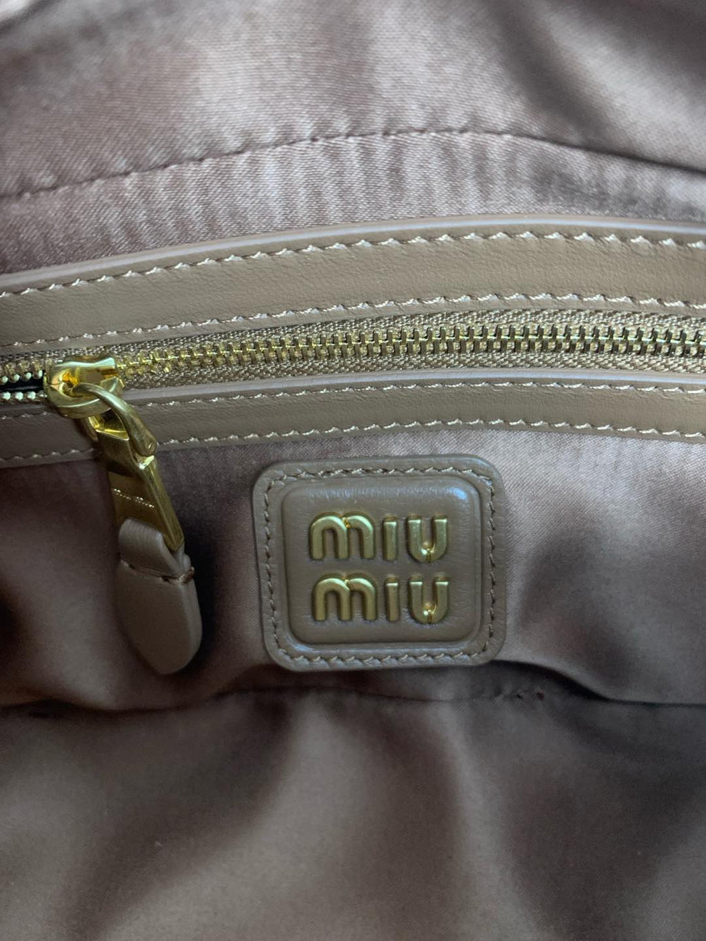 Matelassé Bowling Bag - View 9