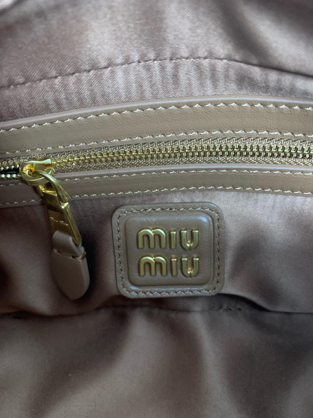 Matelassé Bowling Bag - View 9