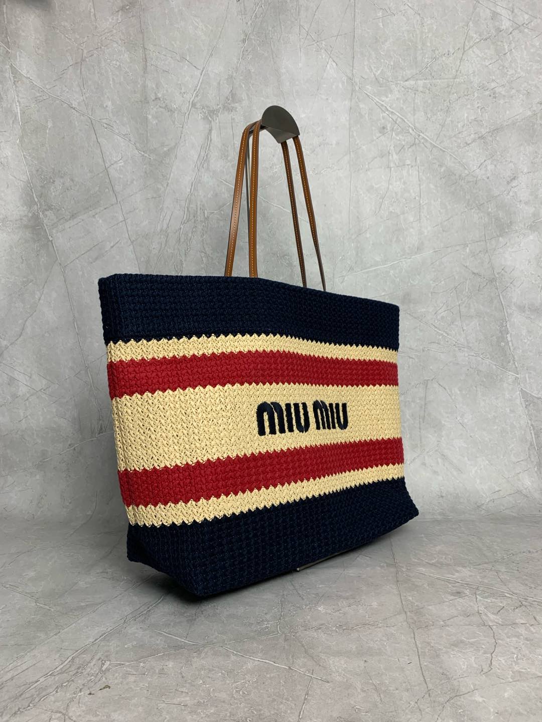 Structured Shoulder Bag - View 3