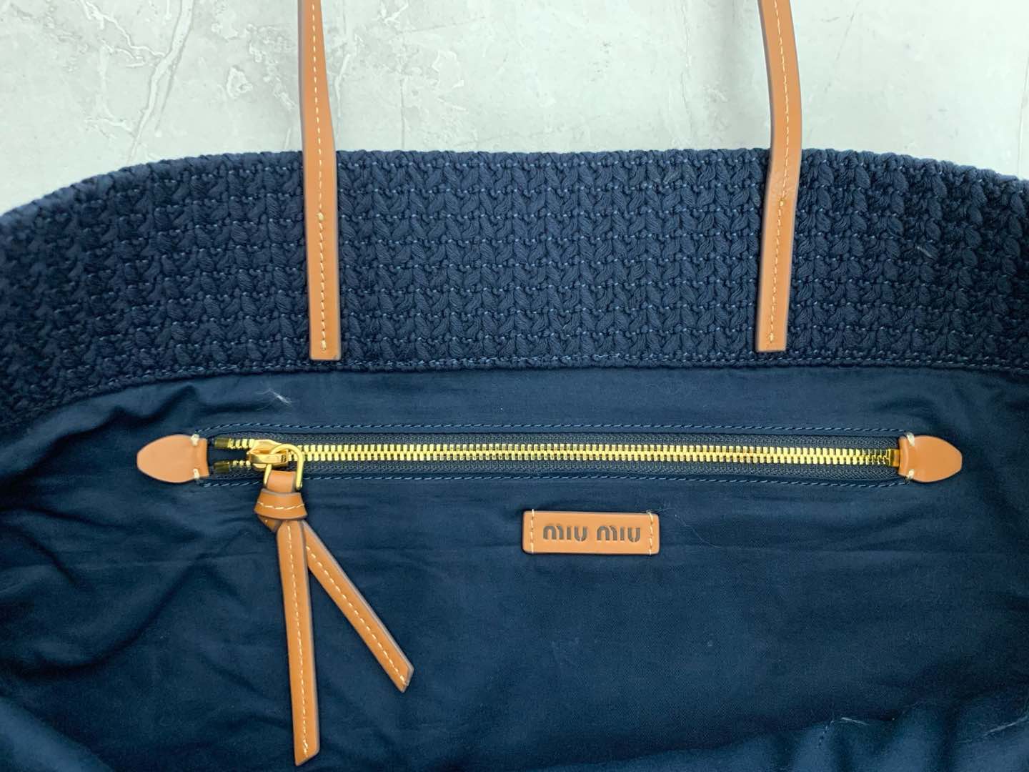 Structured Shoulder Bag - View 9