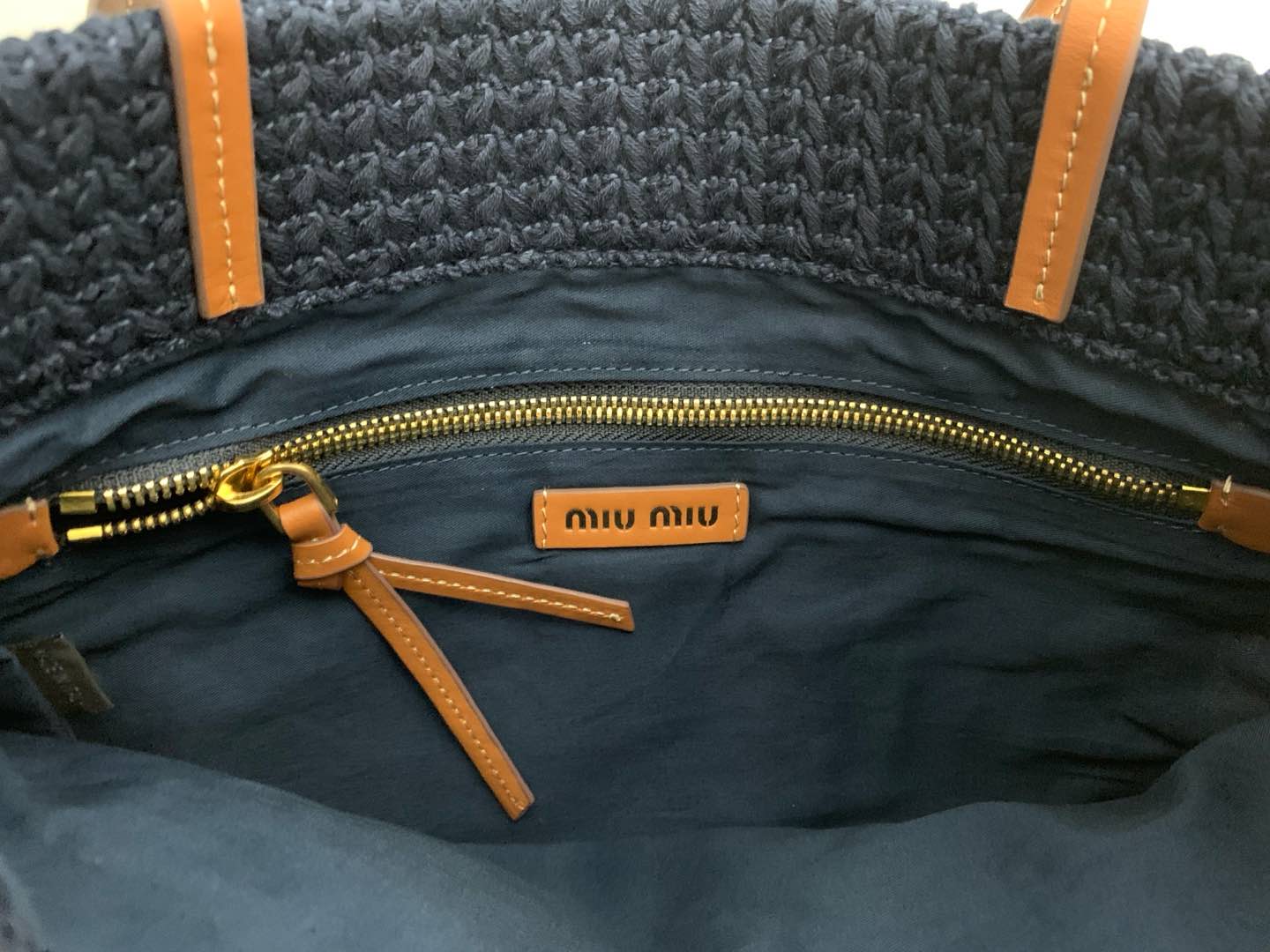 Structured Shoulder Bag - View 8
