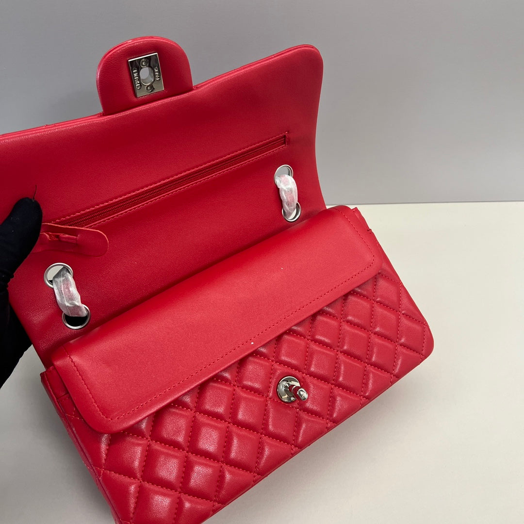2.55 Medium Flap Bag