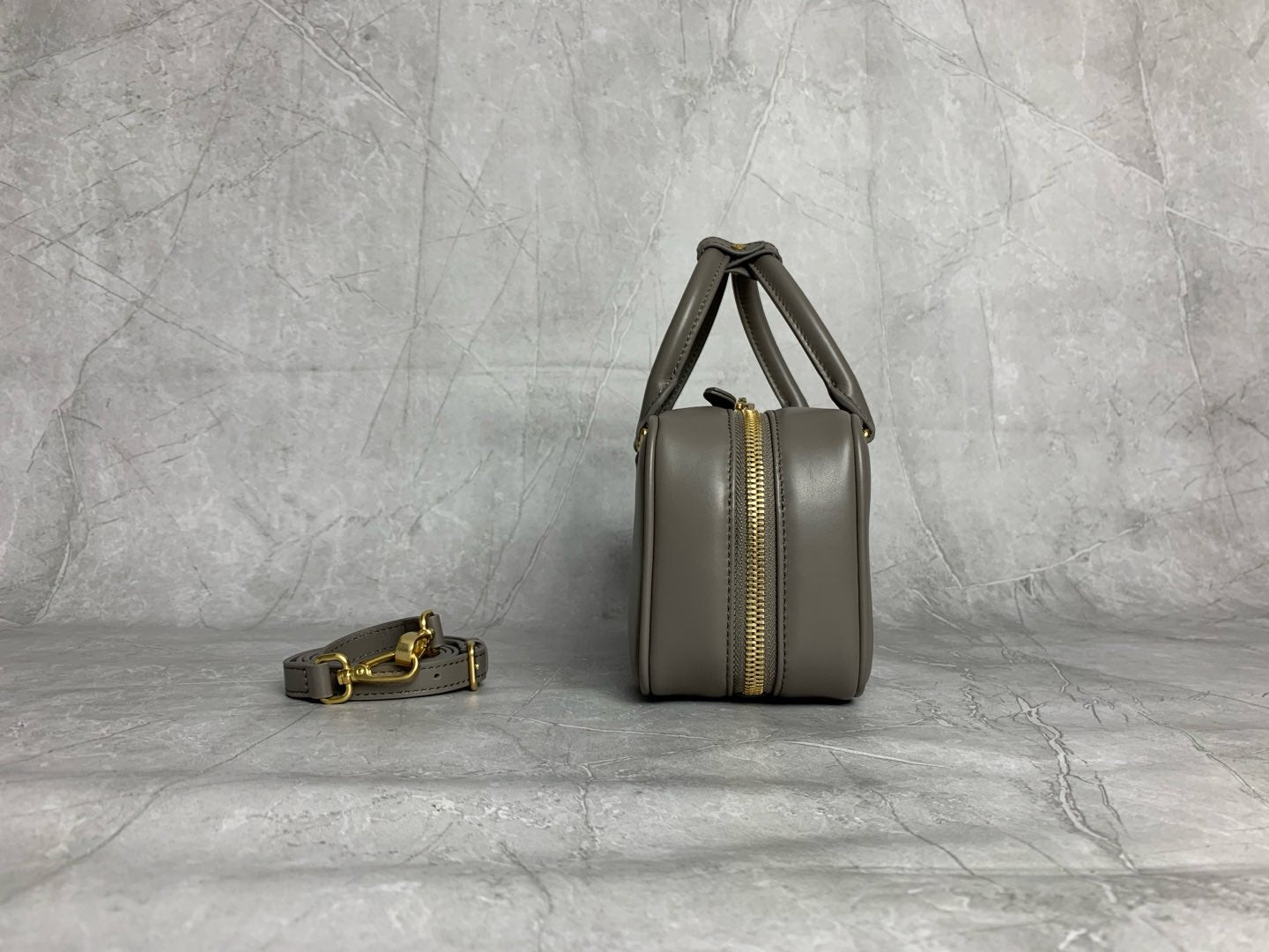 Matelassé Bowling Bag - View 5