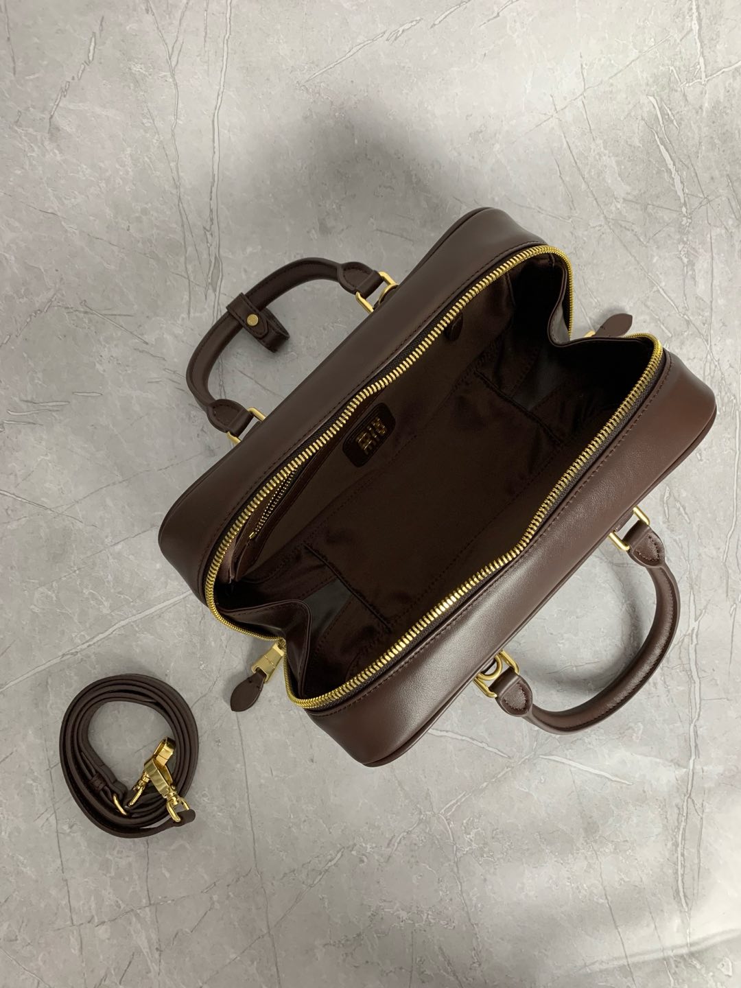 Matelassé Bowling Bag - View 8