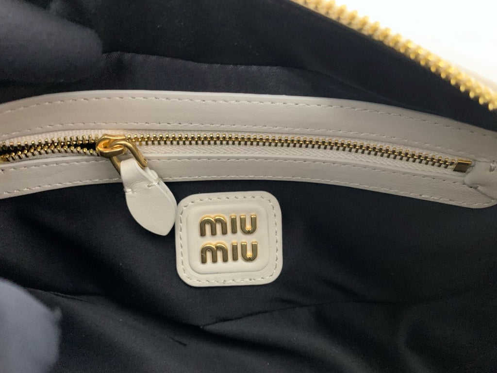 Matelassé Bowling Bag - View 8