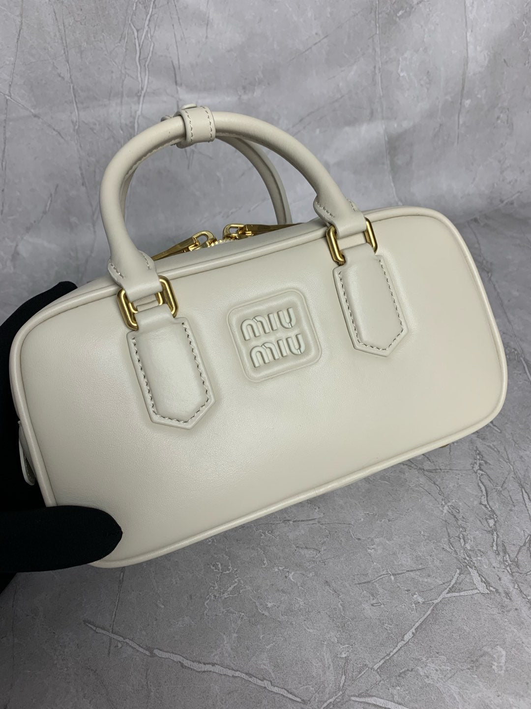Matelassé Bowling Bag - View 4