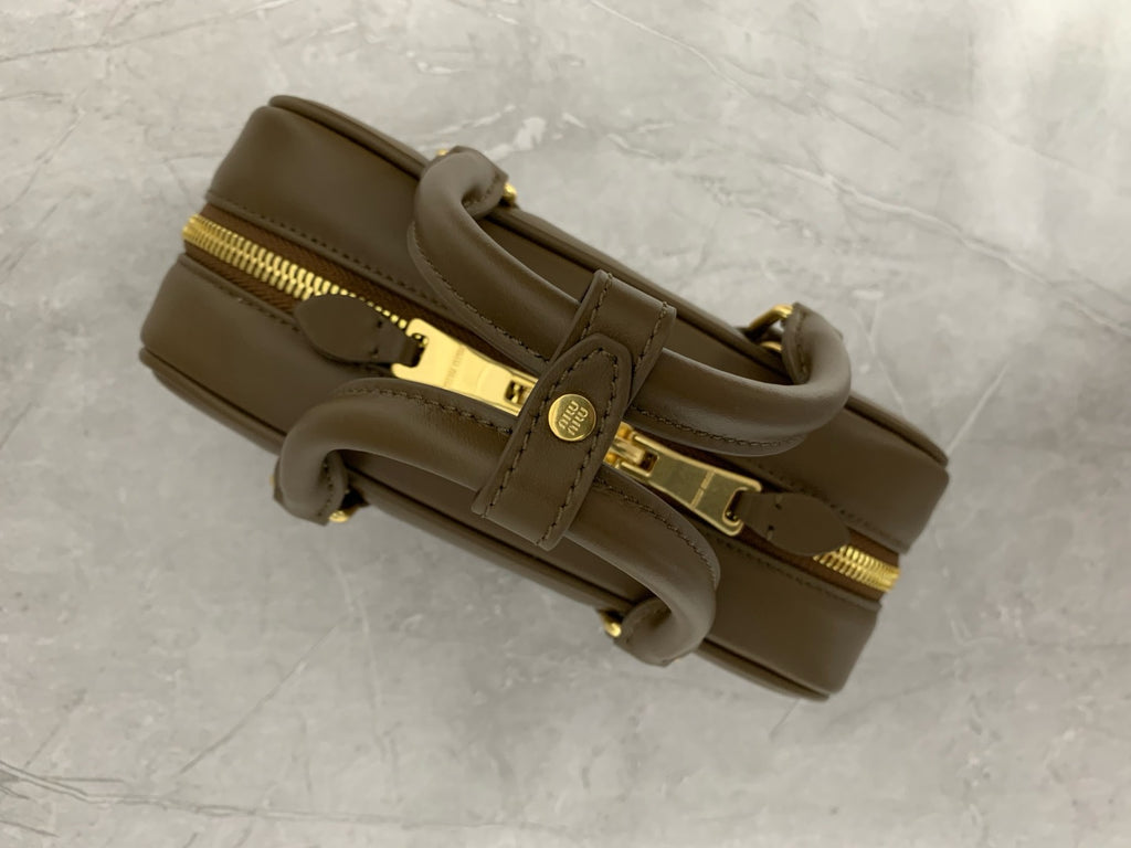 Matelassé Bowling Bag - View 8
