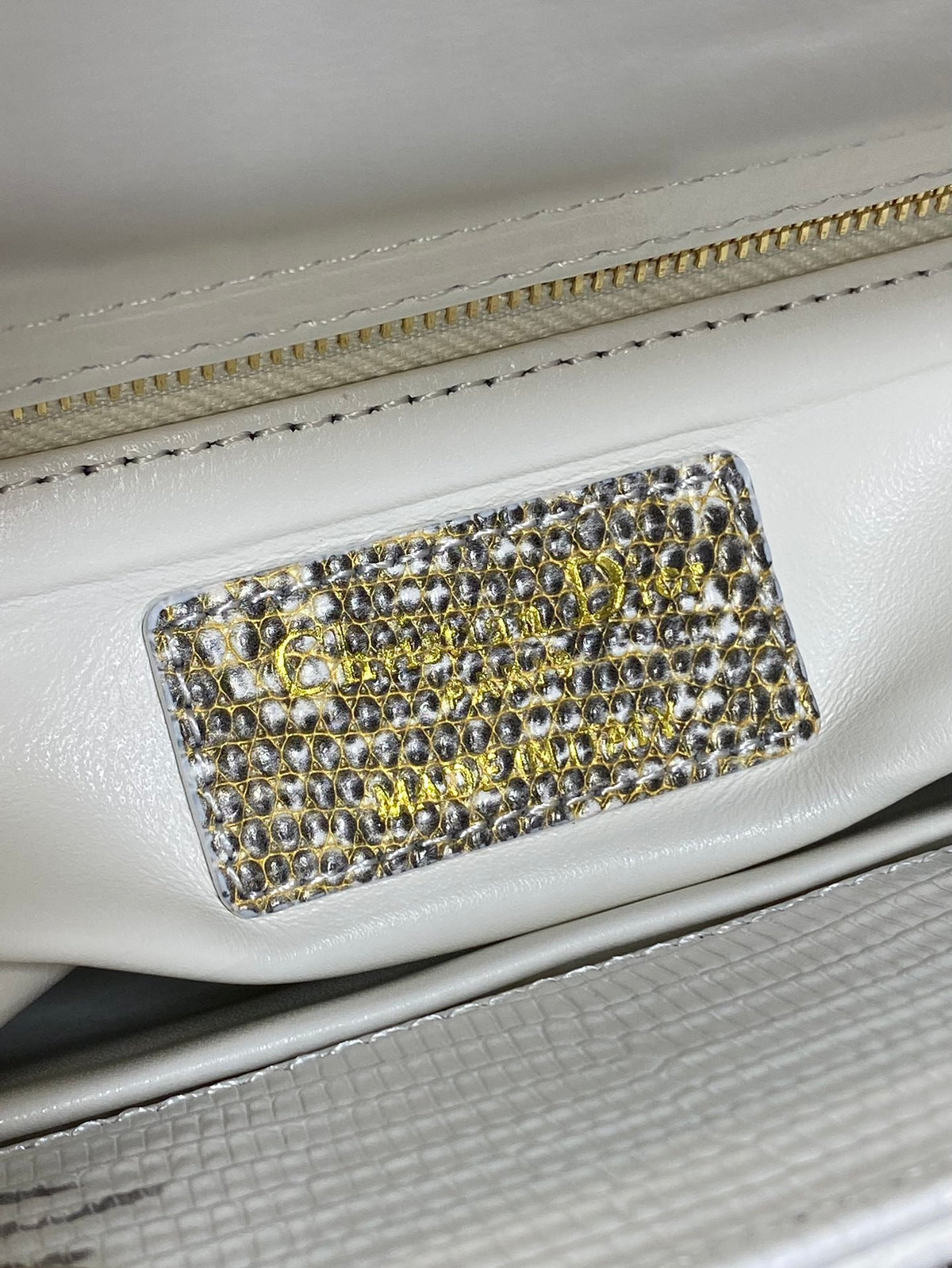 Lizard-Embossed Structured Top Handle Bag 20cm - View 9