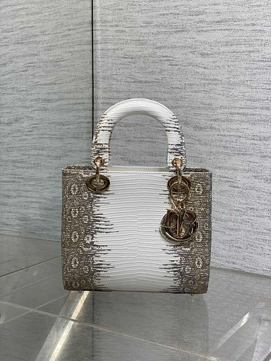 Lizard-Embossed Structured Top Handle Bag 20cm - View 2