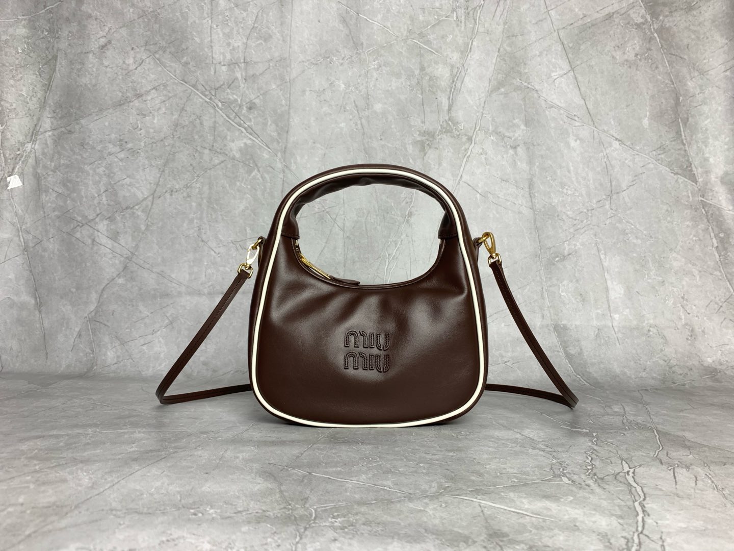 Wander Shoulder Bag - View 1