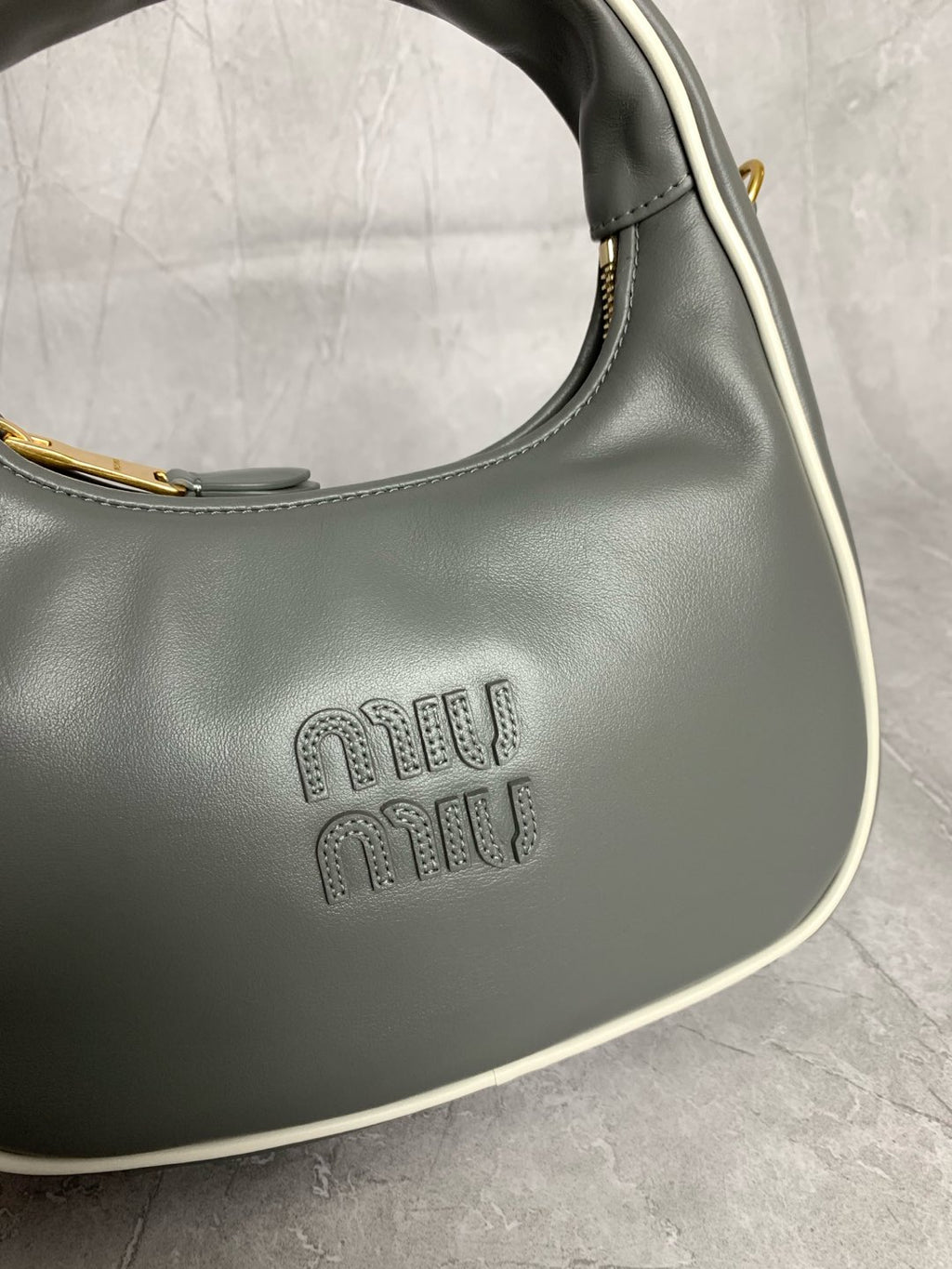 Wander Shoulder Bag - View 8