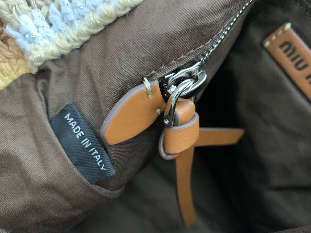 Structured Shoulder Bag - View 9