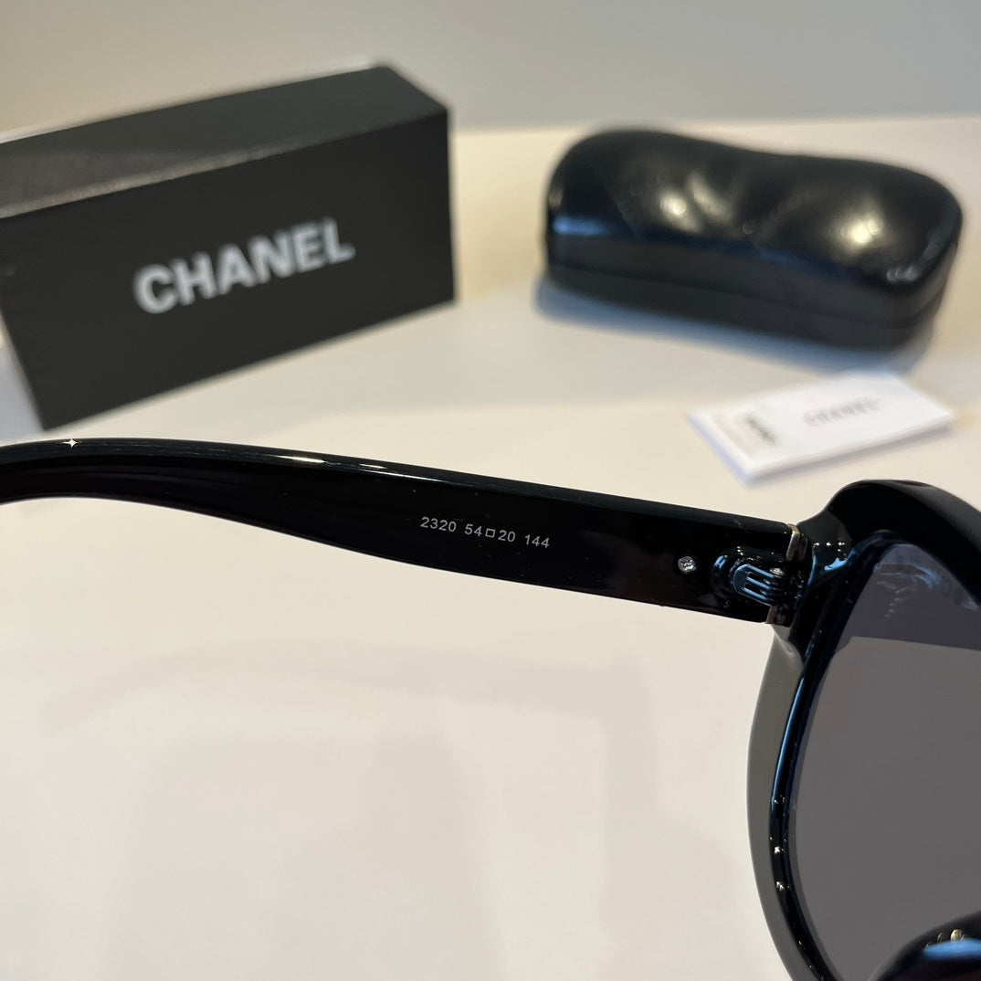 Quilted-Temple Butterfly Sunglasses - Black - View 8
