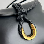 Liberta Lock Shoulder Bag 24cm - View 7