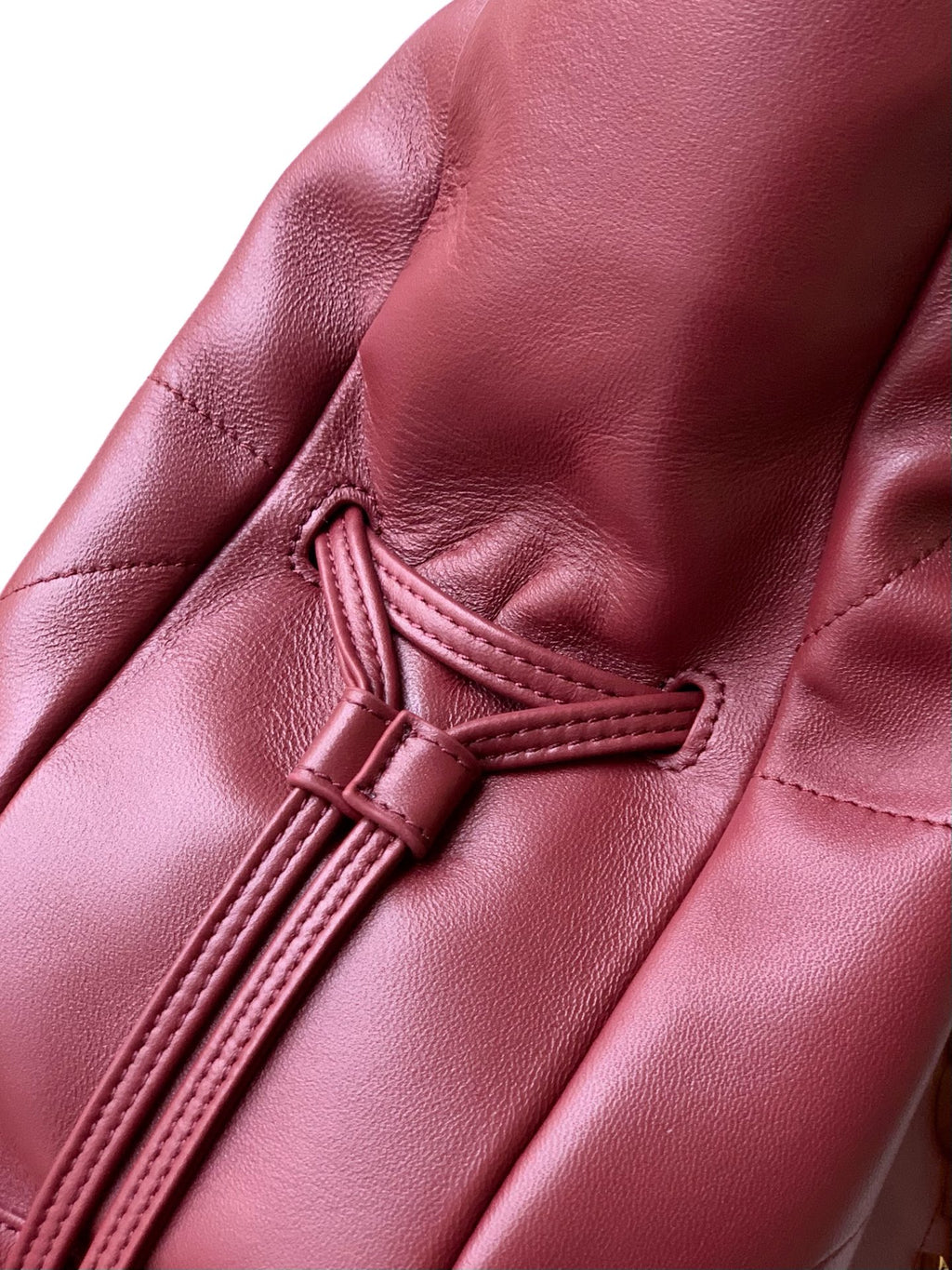 Saint Laurent Jamie 4.3 Large Pochon Bag in Burgundy Lambskin Leather - Detail View 7