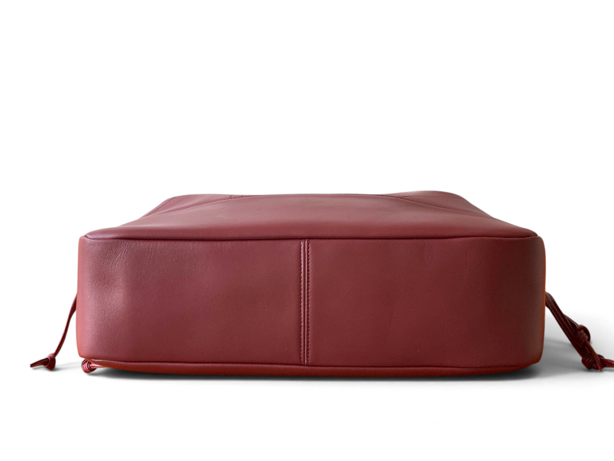 Saint Laurent Jamie 4.3 Large Pochon Bag in Burgundy Lambskin Leather - Detail View 4