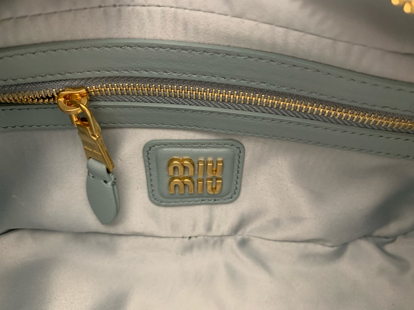 Matelassé Bowling Bag - View 9