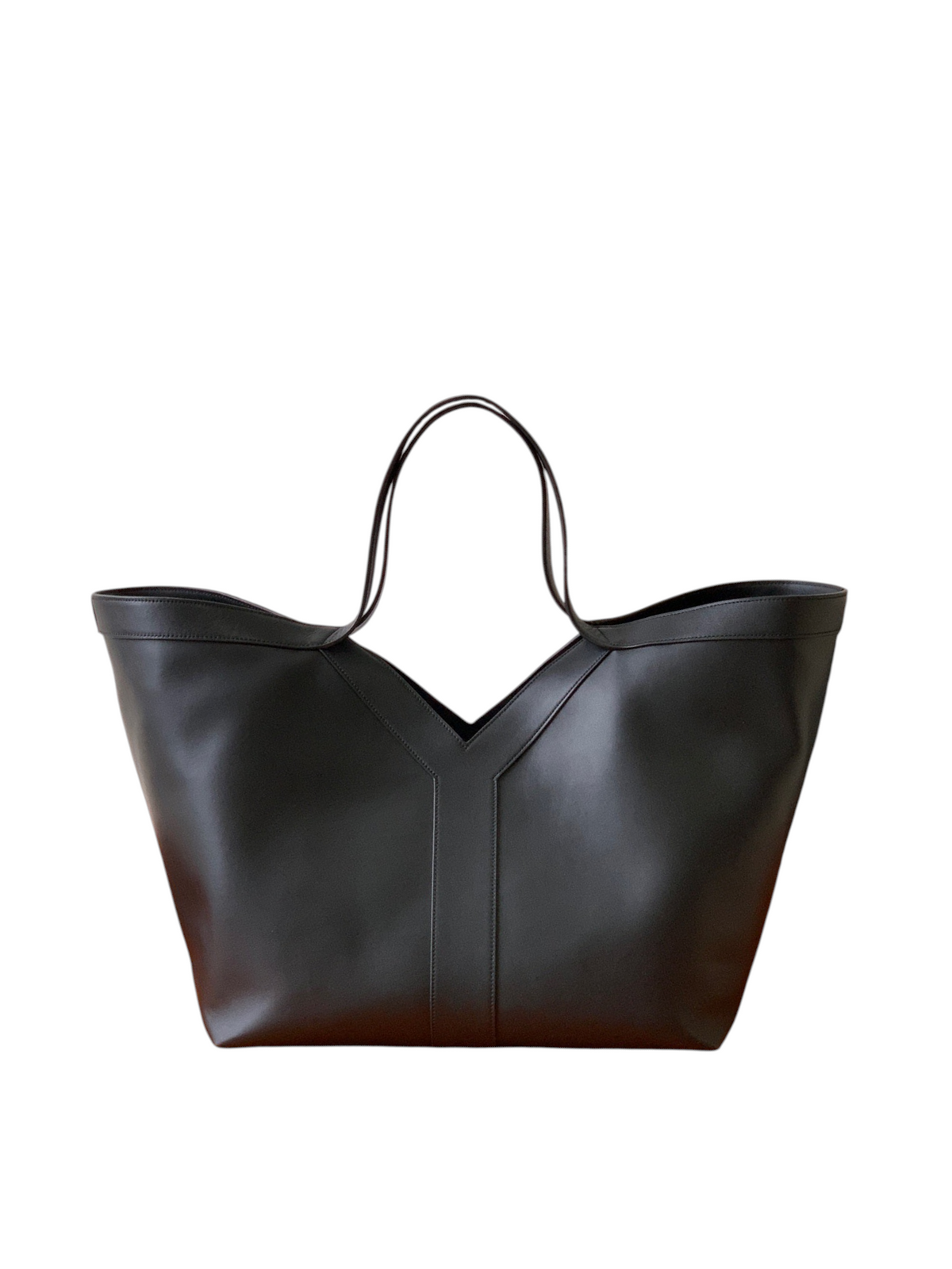 Saint Laurent Y Large Tote Bag in Black Grained calfskin Leather - Detail View 3