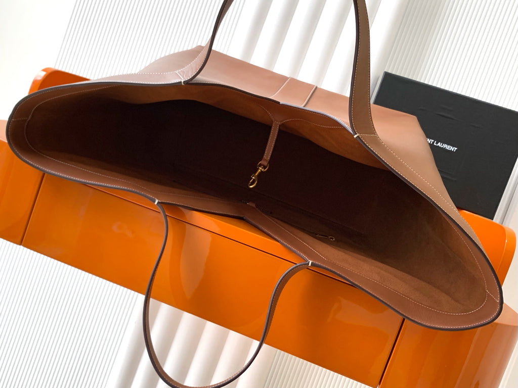 Saint Laurent Y Large Tote Bag in Tan Grained calfskin Leather - Detail View 8