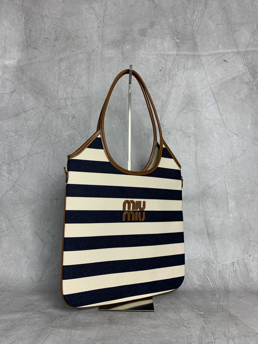 Vintage Tote Bag - View 3
