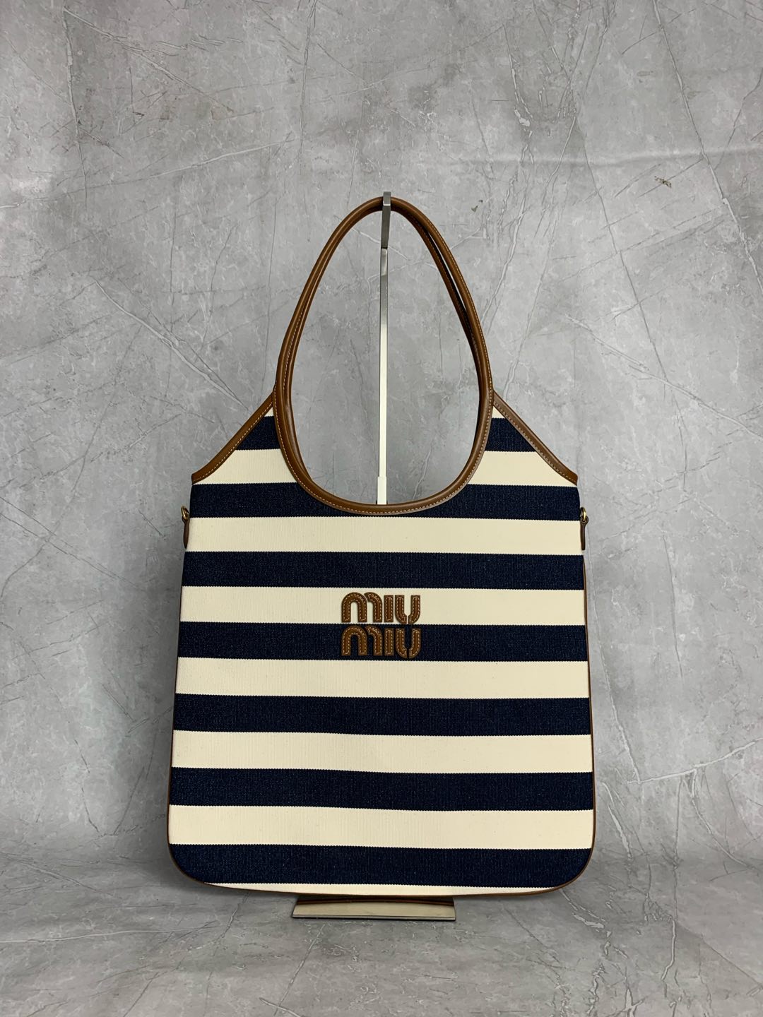 Vintage Tote Bag - View 1