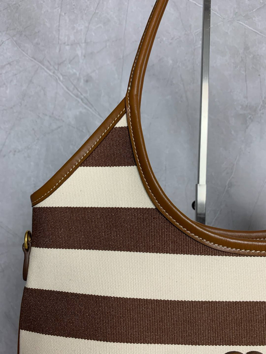 Vintage Tote Bag - View 5