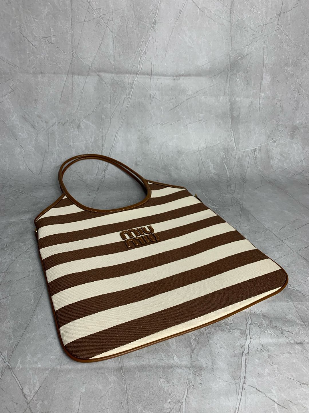 Vintage Tote Bag - View 9