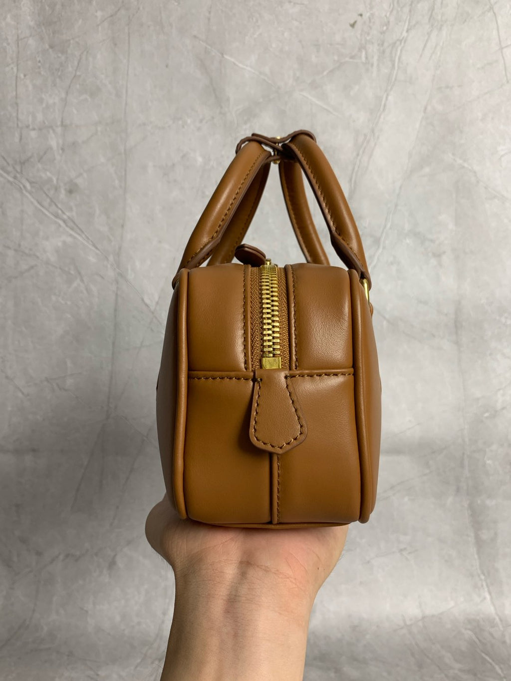 Matelassé Bowling Bag - View 4