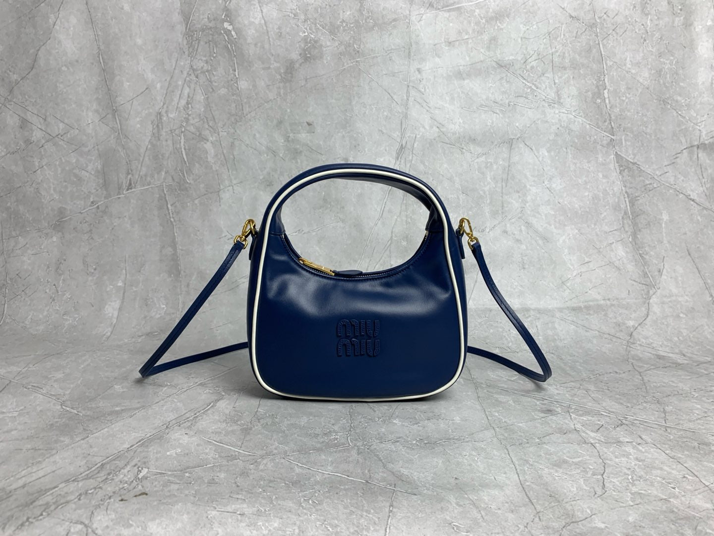 Wander Shoulder Bag - View 1
