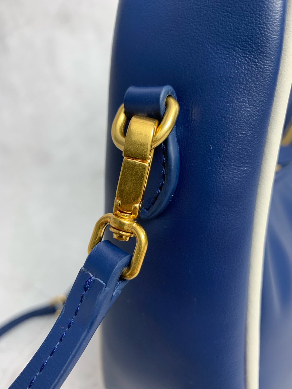 Wander Shoulder Bag - View 6