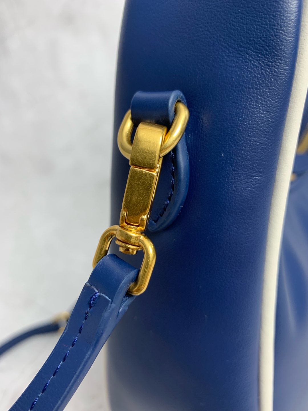 Wander Shoulder Bag - View 6