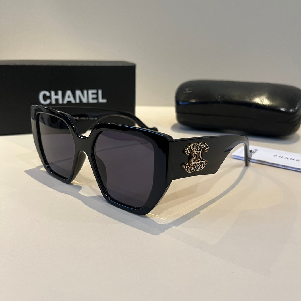 Crystal-Embellished Square Sunglasses - Black - View 3
