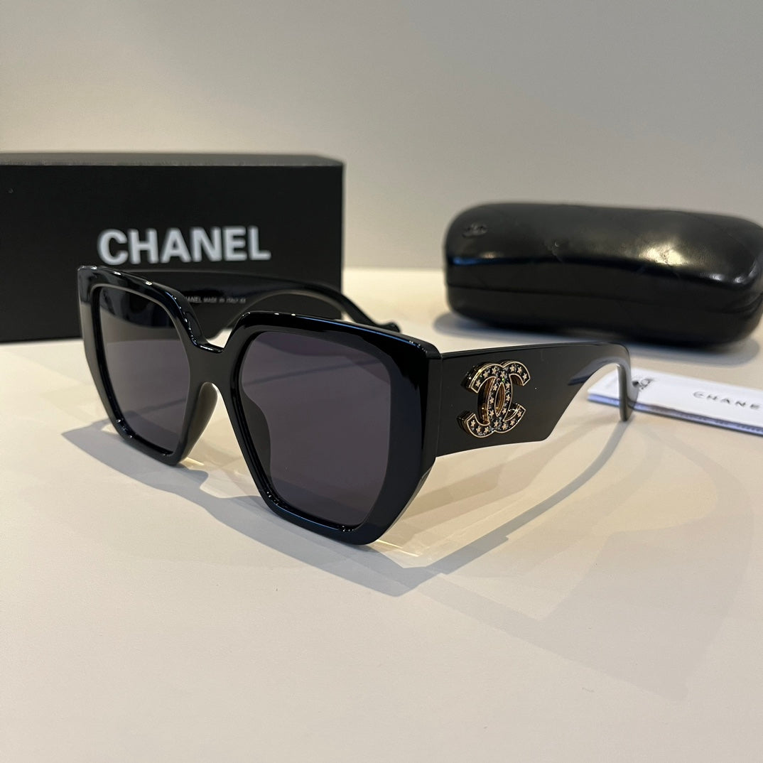 Crystal-Embellished Square Sunglasses - Black - View 3