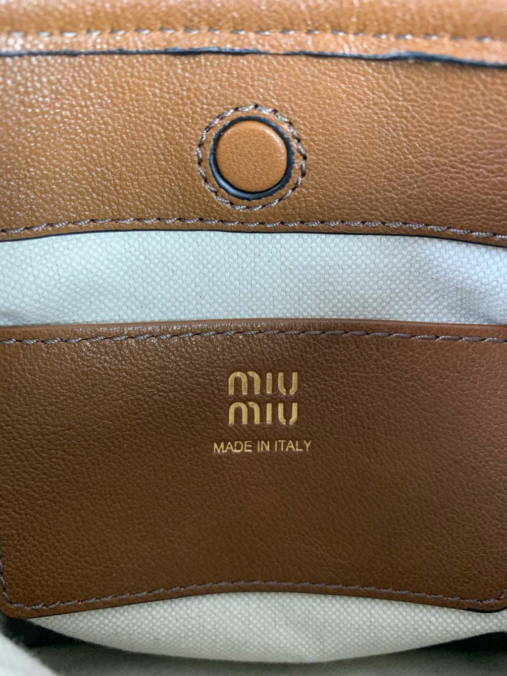 Aventure Mini Bucket Bag - View 9