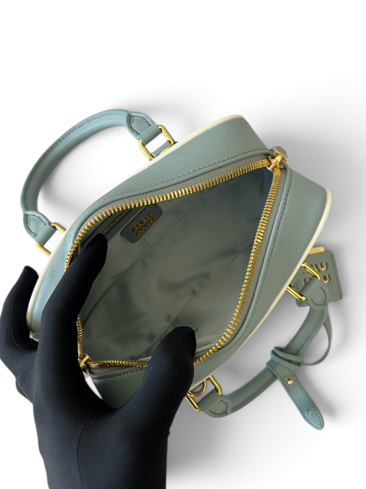Matelassé Bowling Bag - View 8