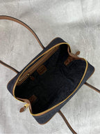 Beau Medium Shoulder Bag - View 8