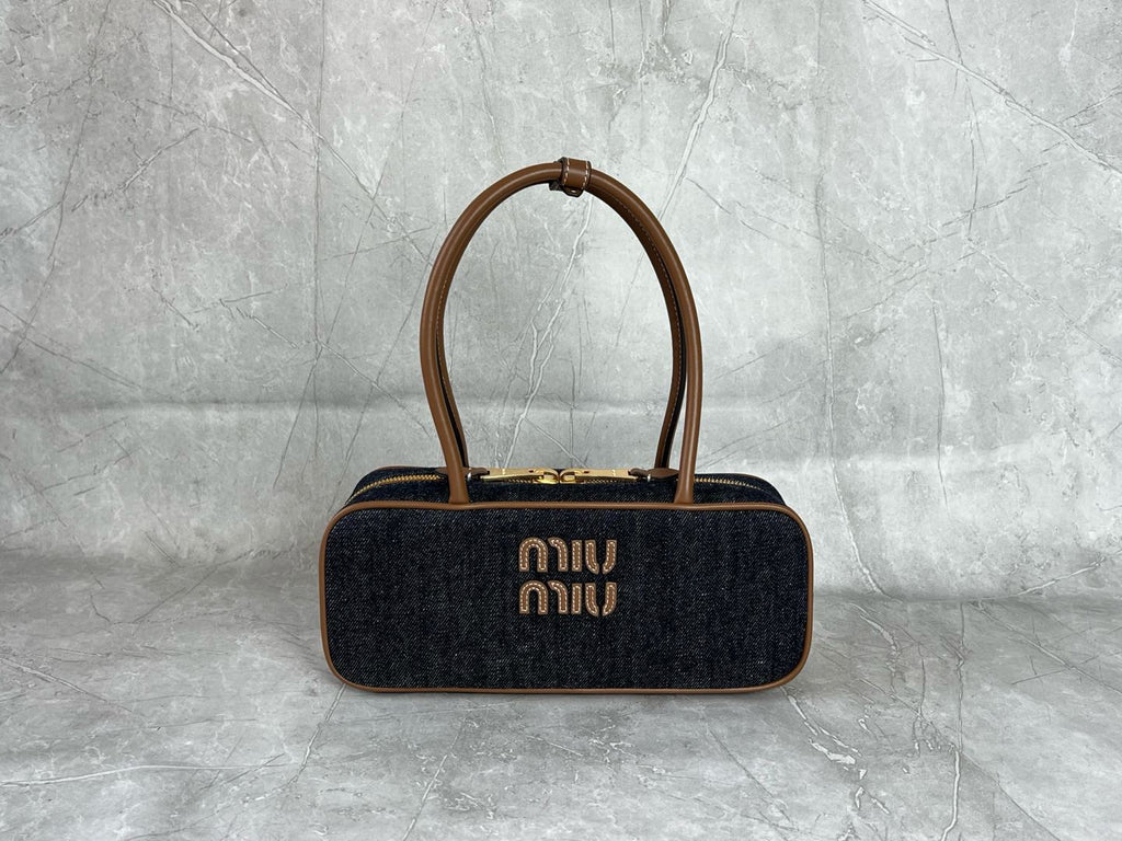 Beau Medium Shoulder Bag - View 1
