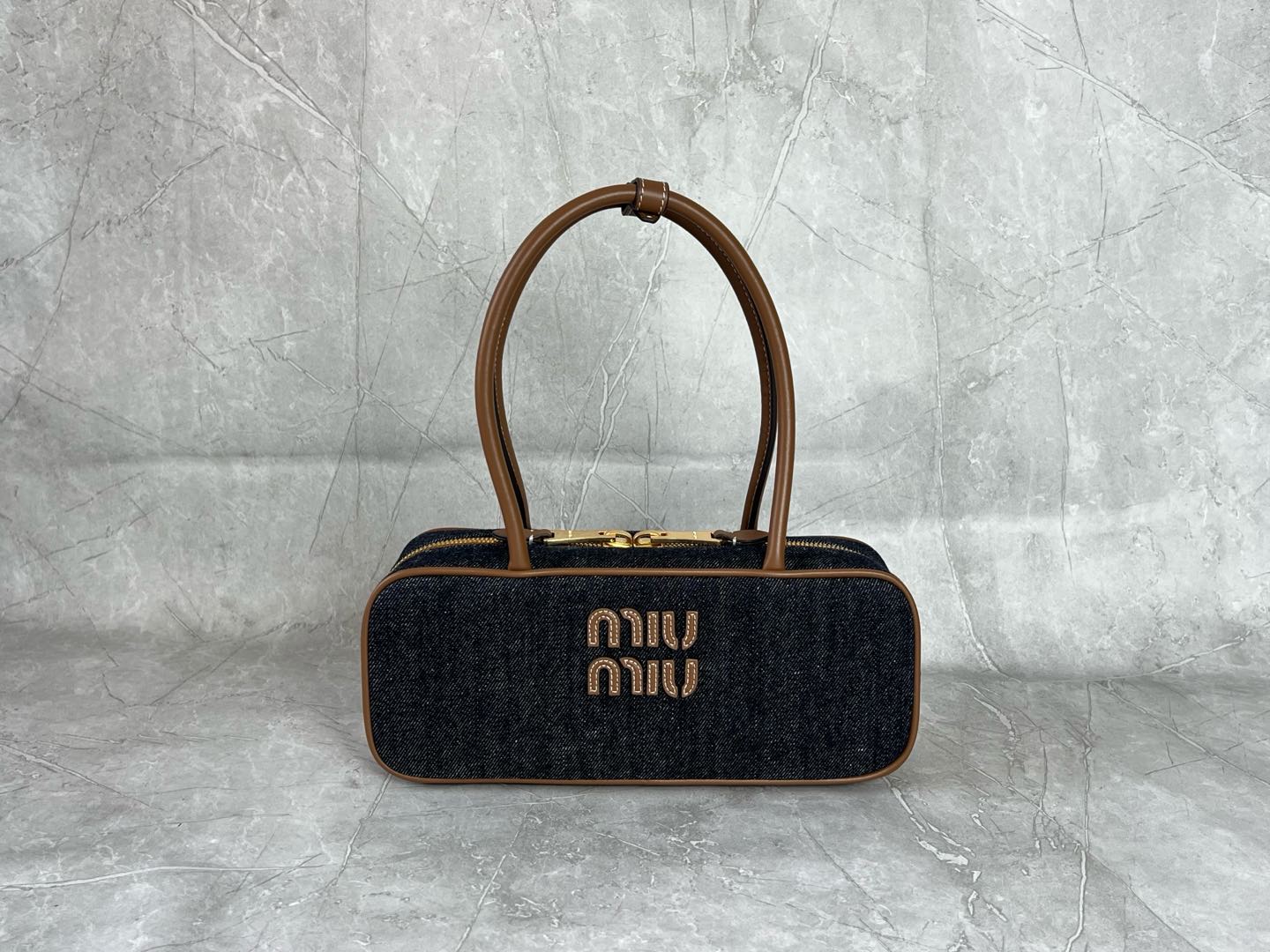 Beau Medium Shoulder Bag - View 1
