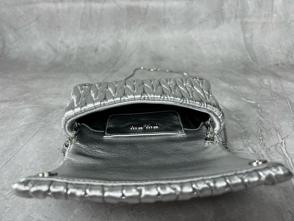 Matelassé Crossbody Bag - View 8