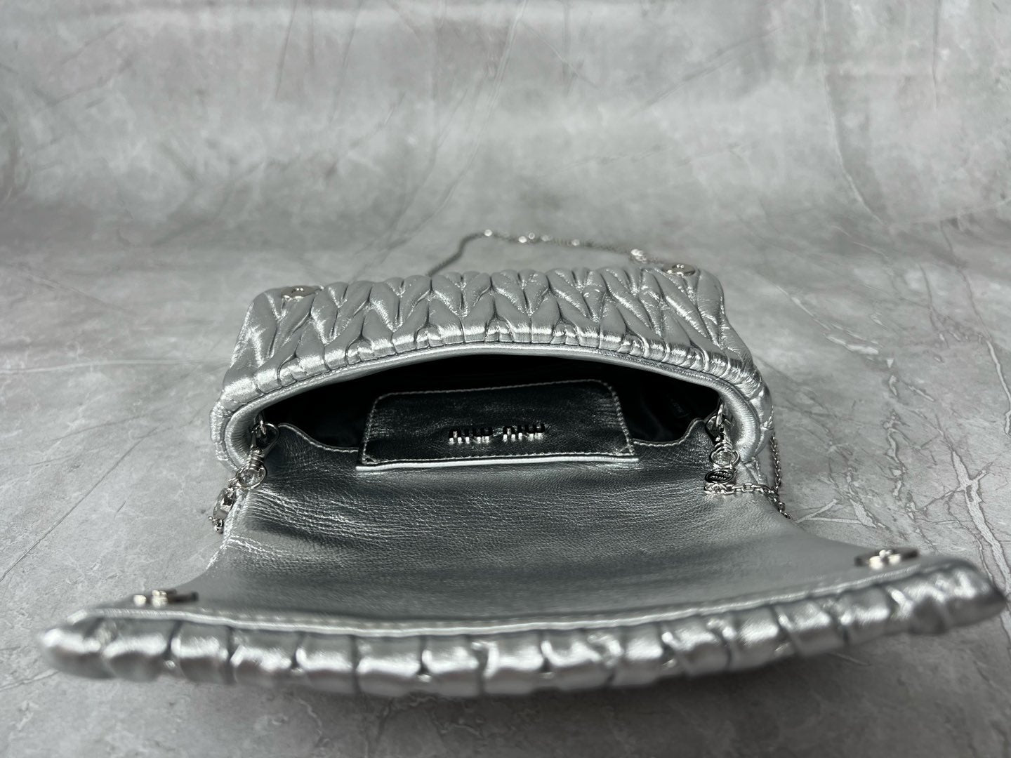 Matelassé Crossbody Bag - View 8