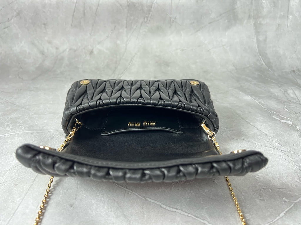 Matelassé Crossbody Bag - View 8