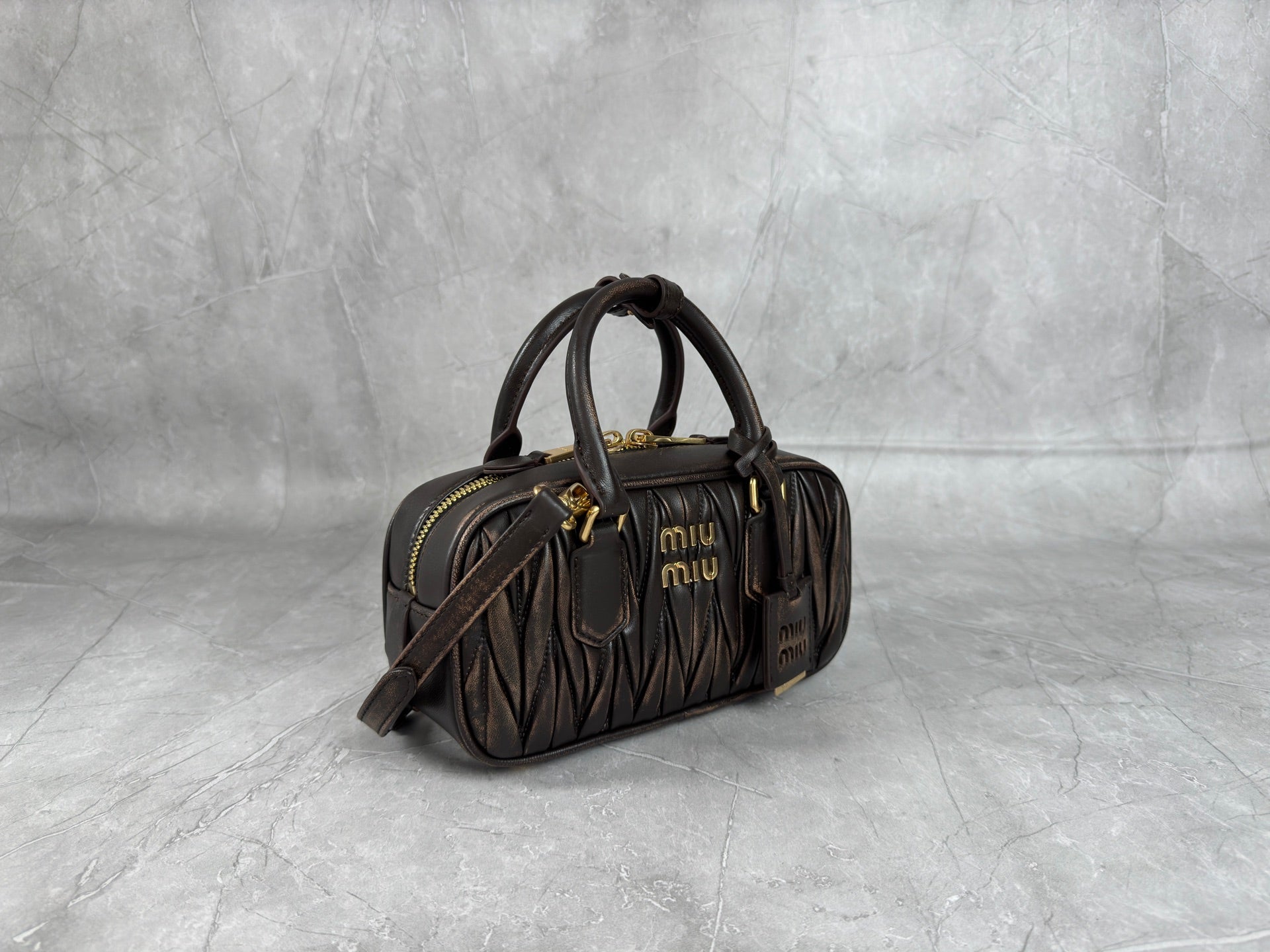 Matelassé Bowling Bag - View 3