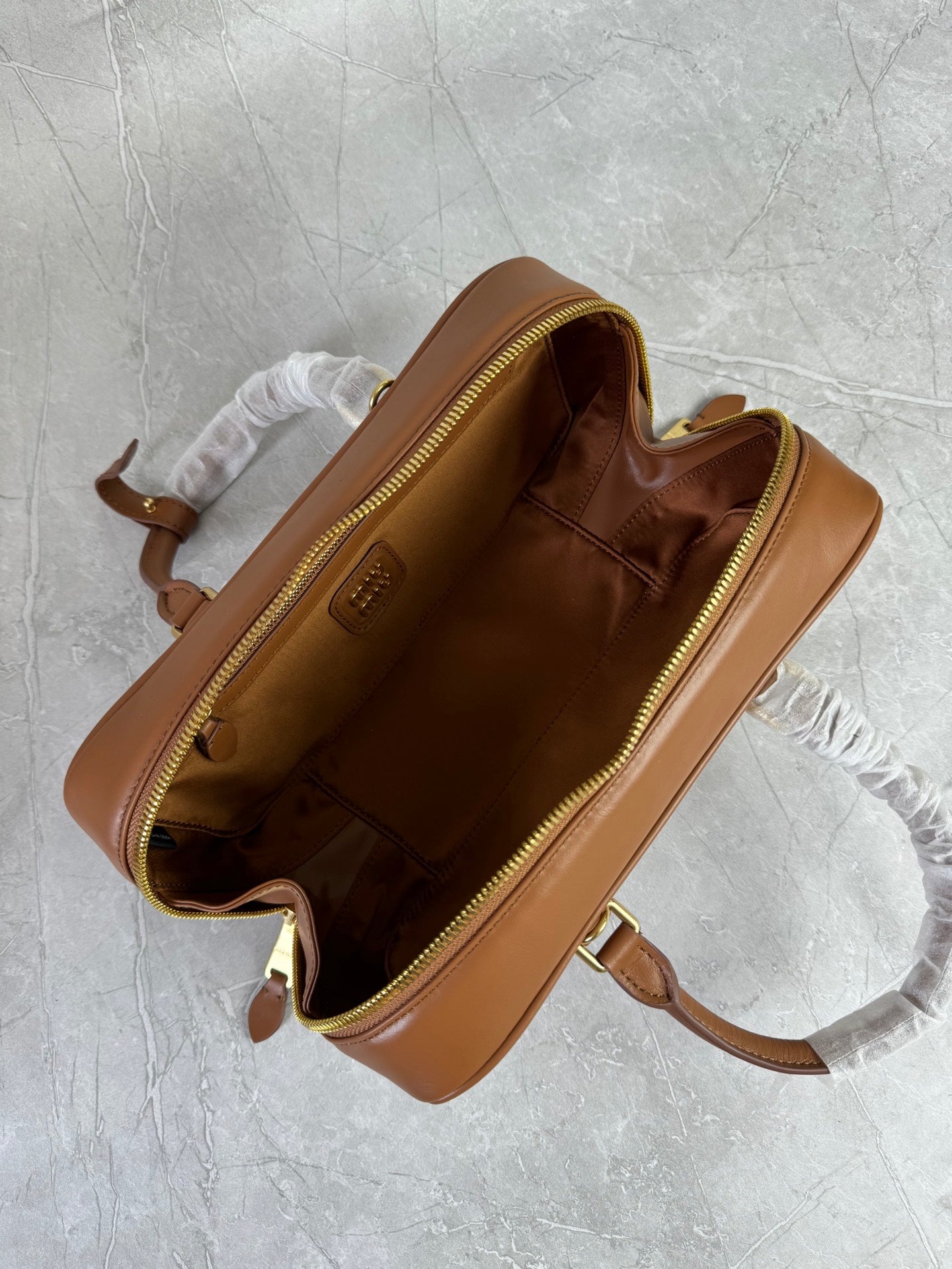 Matelassé Bowling Bag - View 8