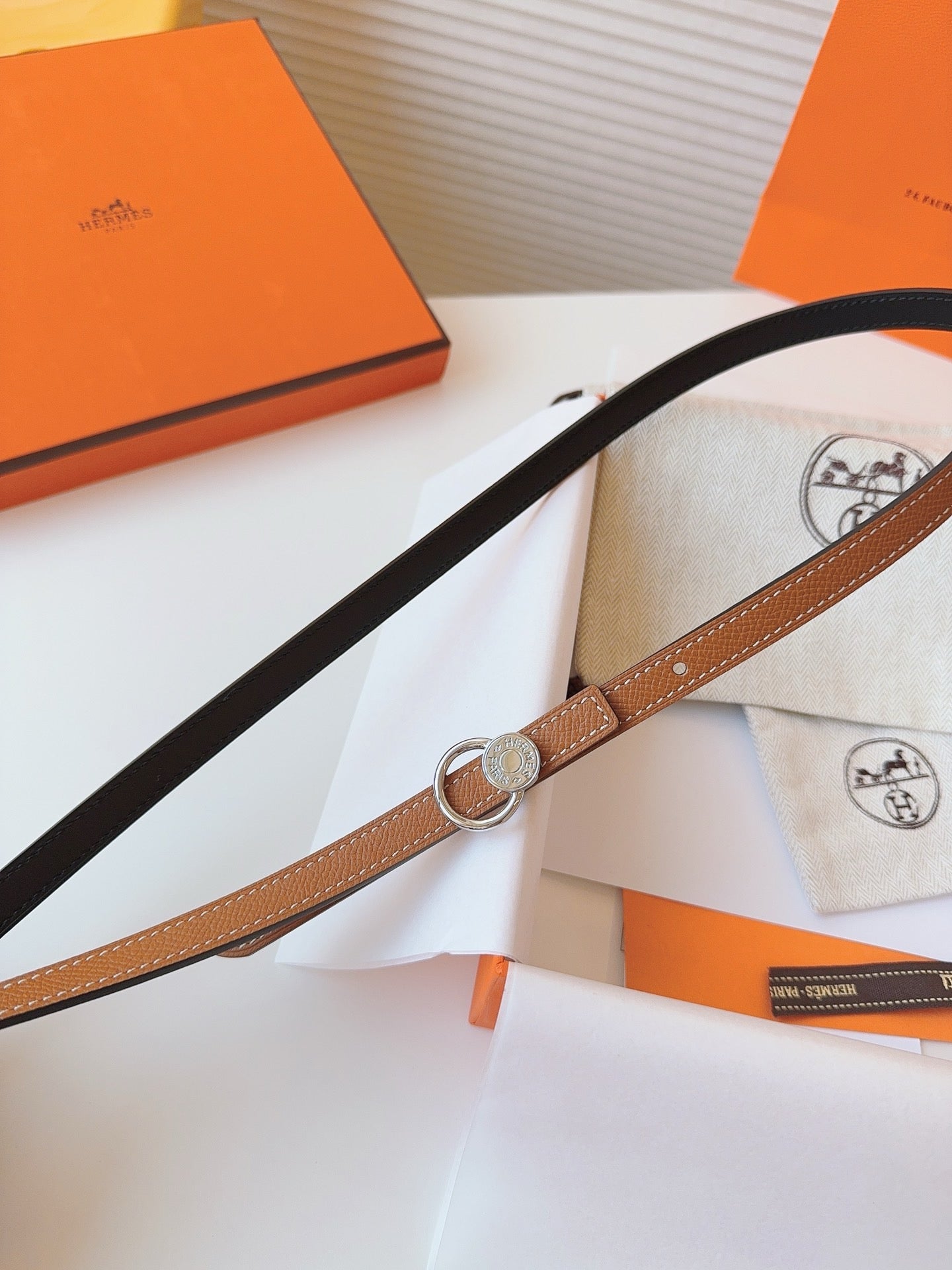 Reversible Slim Belt – Gold / Black