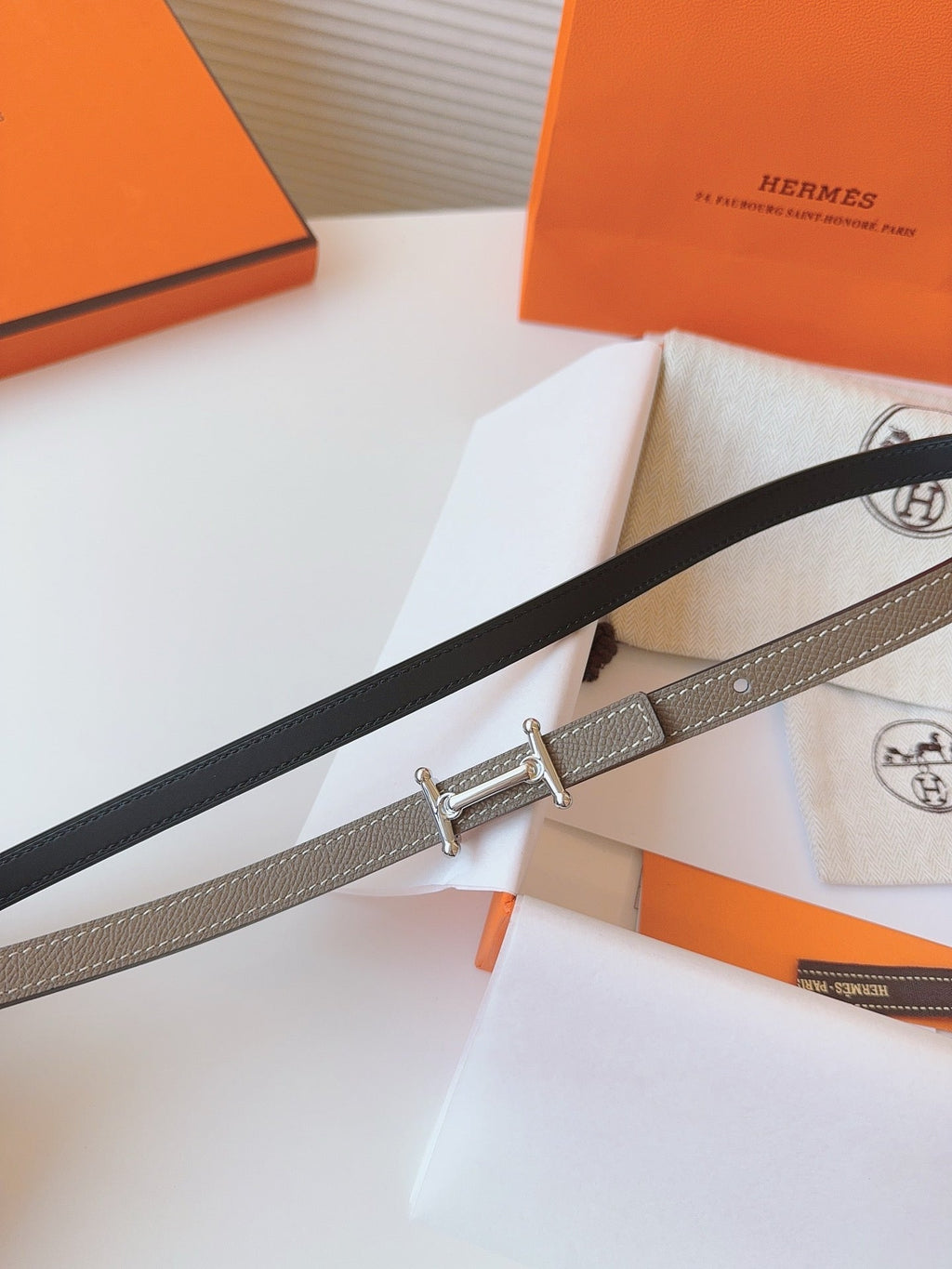 Slim Reversible Belt – Etoupe / Black (Silver Hardware)