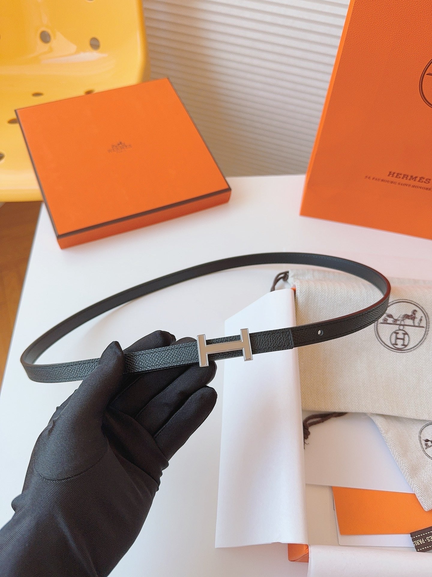 Slim H Belt Black Leather – Silver Hardware