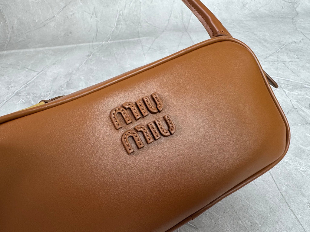 Structured Shoulder Bag - View 4