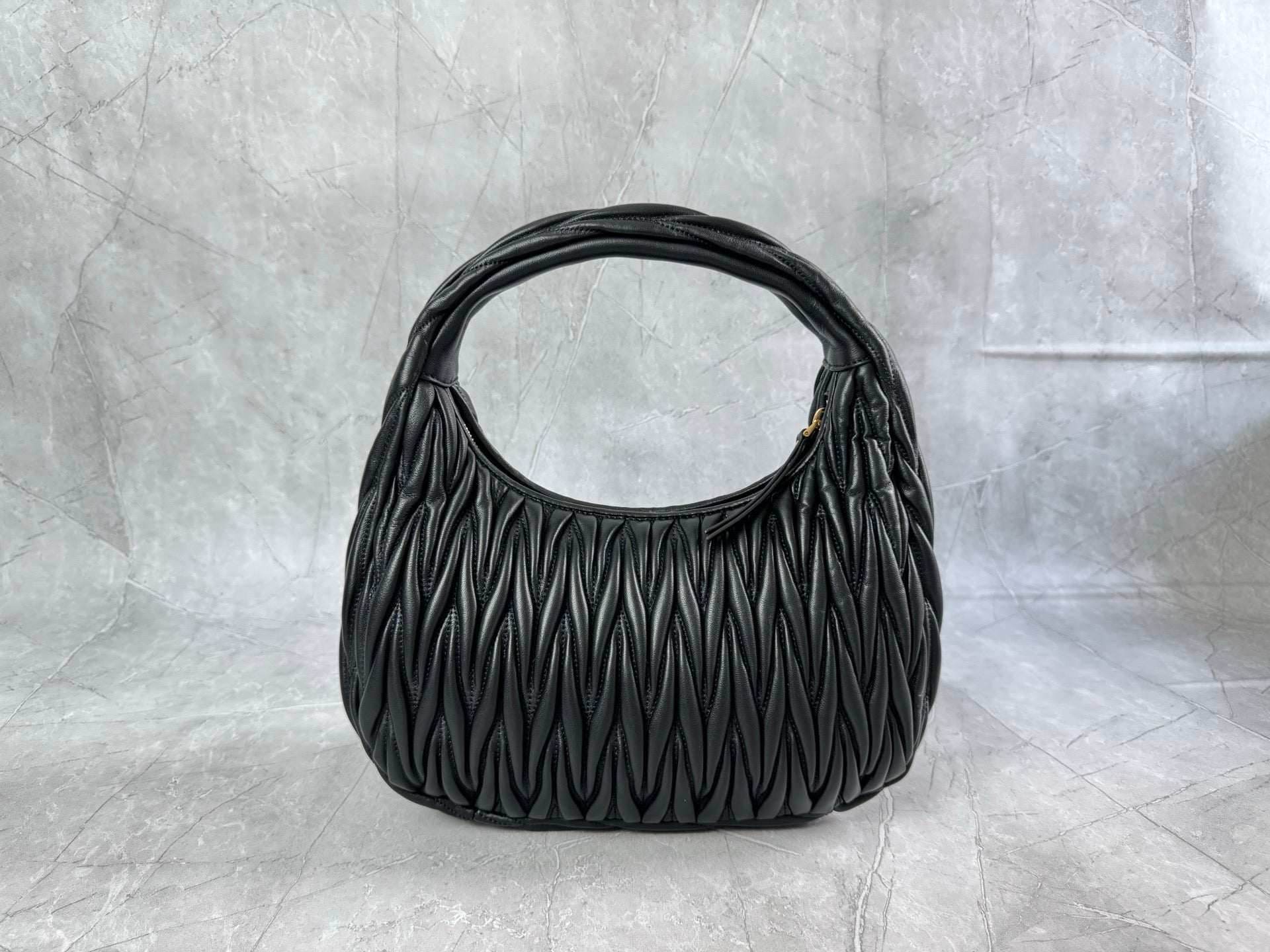 Wander Shoulder Bag - View 2