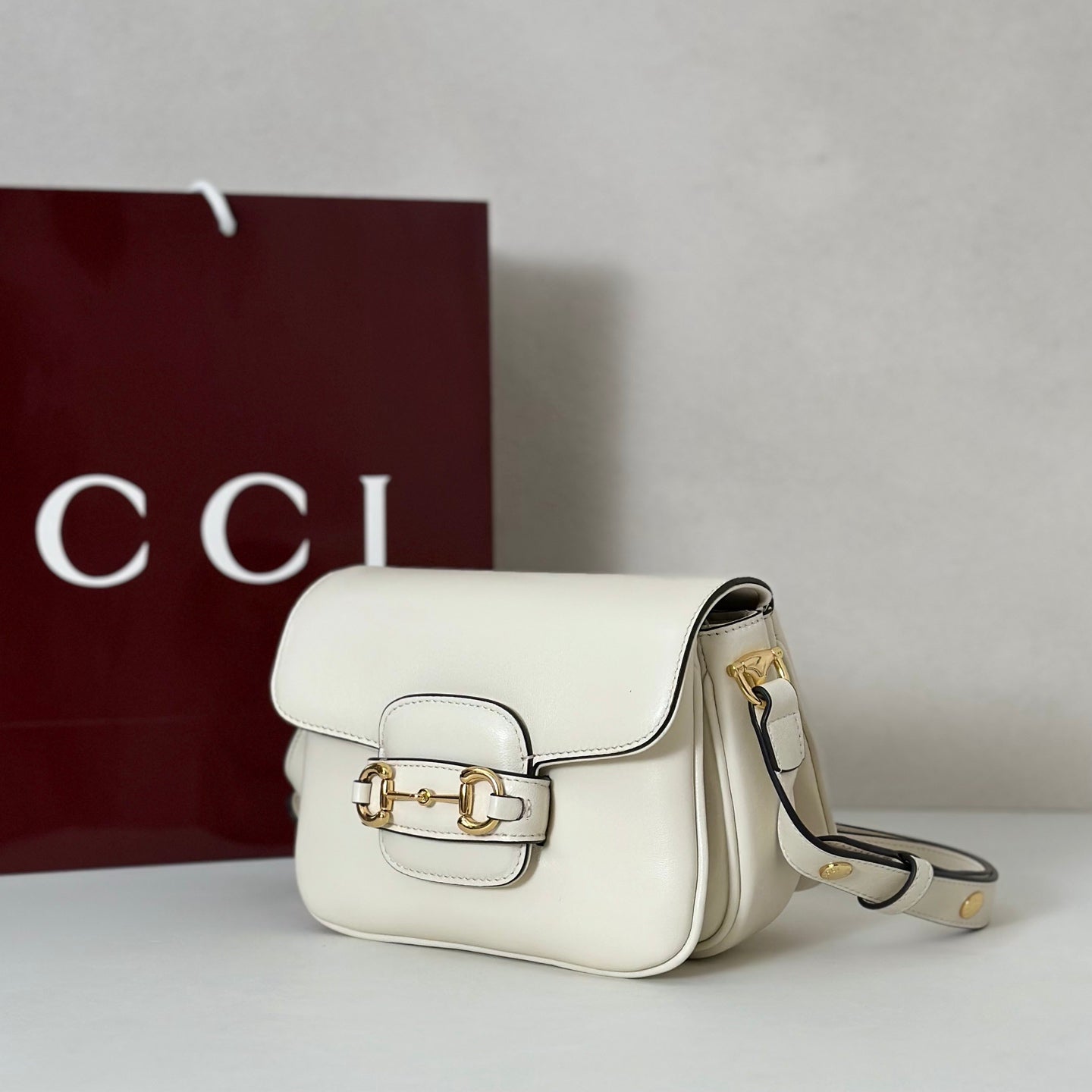 Horsebit 1955 Aura mini shoulder bag – image 2