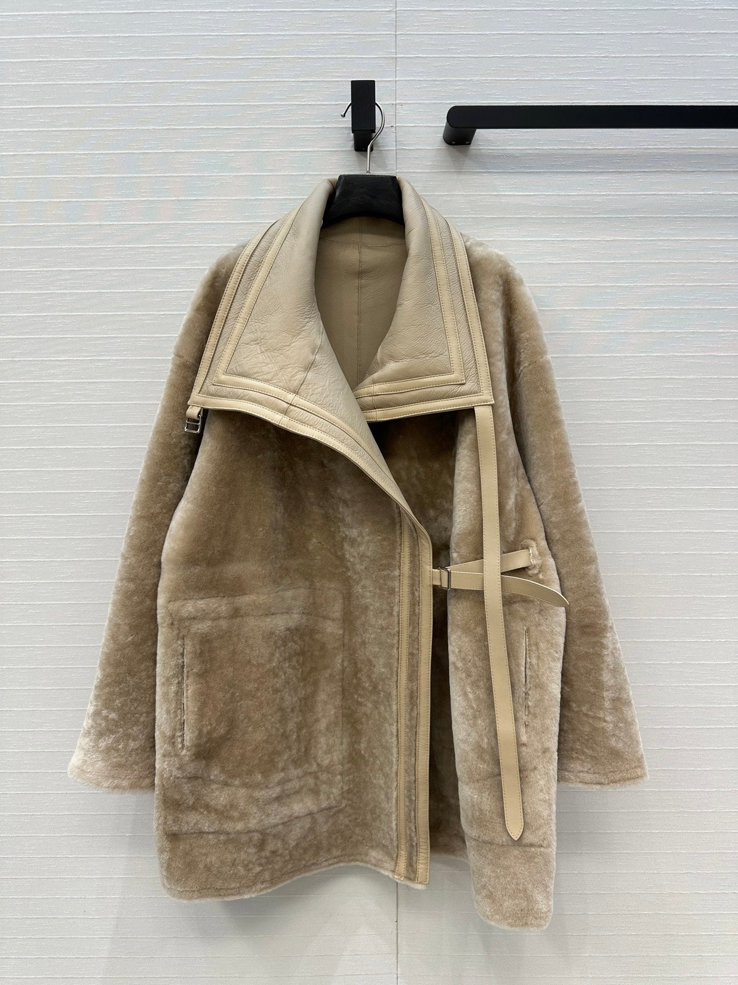 Shearling Reversible Coat – Sand Beige Edition